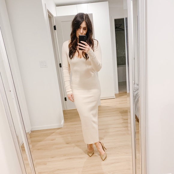 Meshki Size S cream maxi dress. - Picture 1 of 5